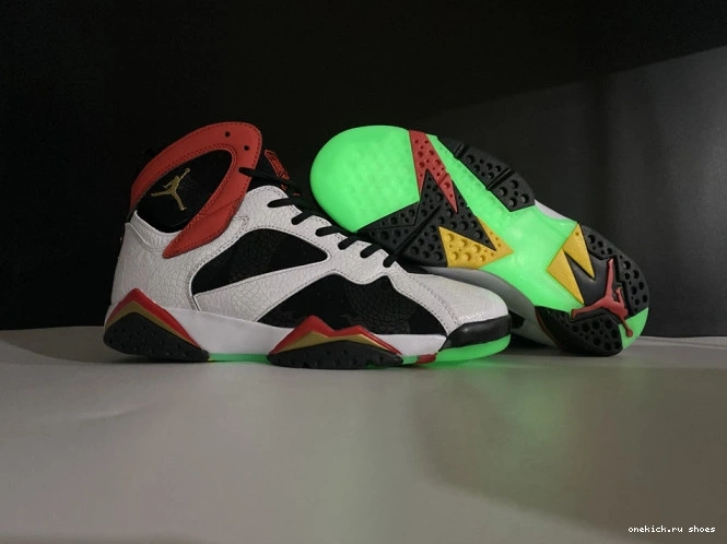 Rep CW2805-160 Jordan Retro Greater China 7 Air 0821
